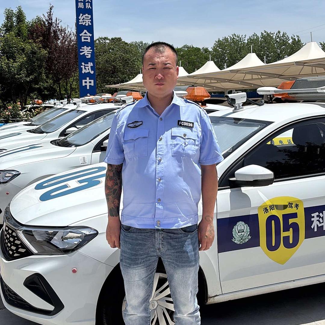 洛阳飞驰驾校白校长（总部）