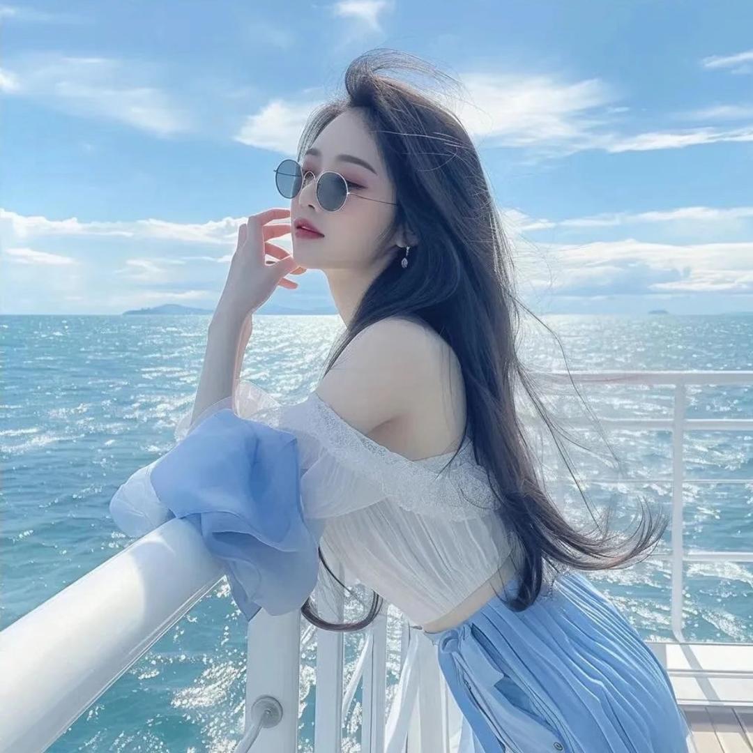 小狼狗传媒曼落商贸