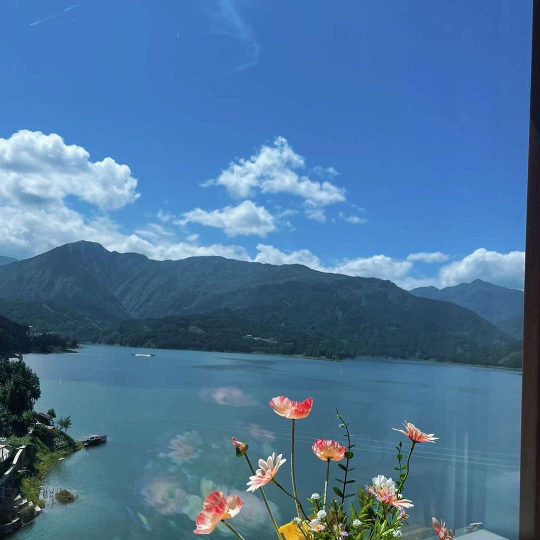 瓦屋山山海民宿(雅女湖店)官方号