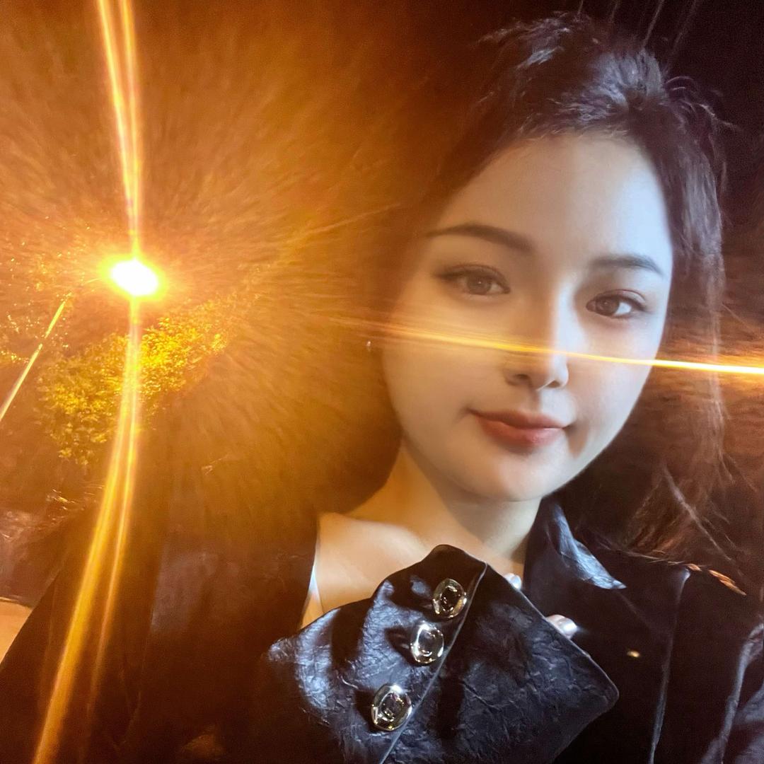桃喜🍑彤彤