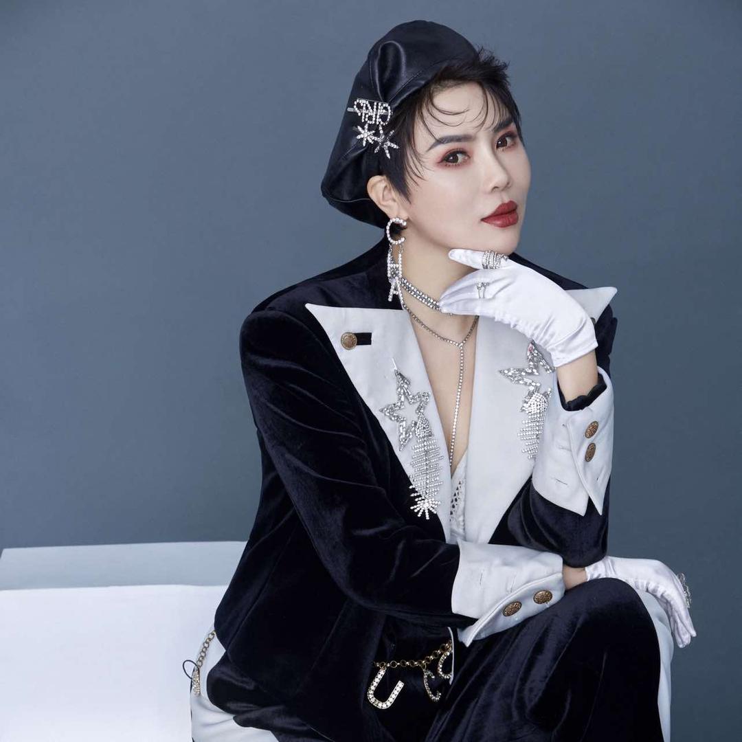 颜十九美肤中心