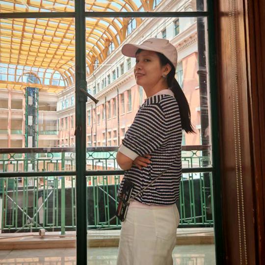 库车新金桥三彩女装店