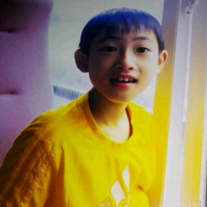 在隆昌开火锅店的海娃