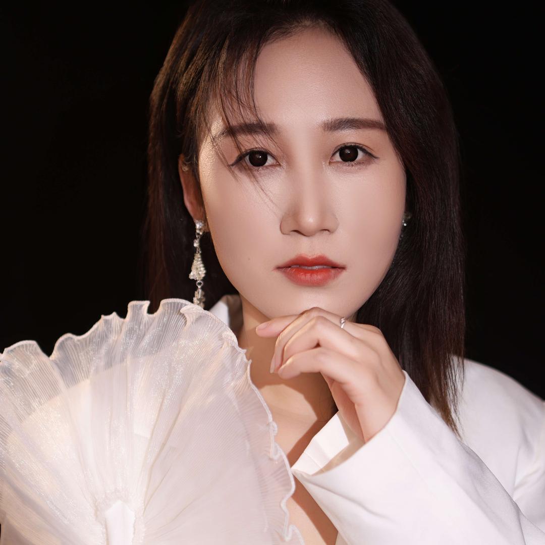 艾美美容养生馆小小