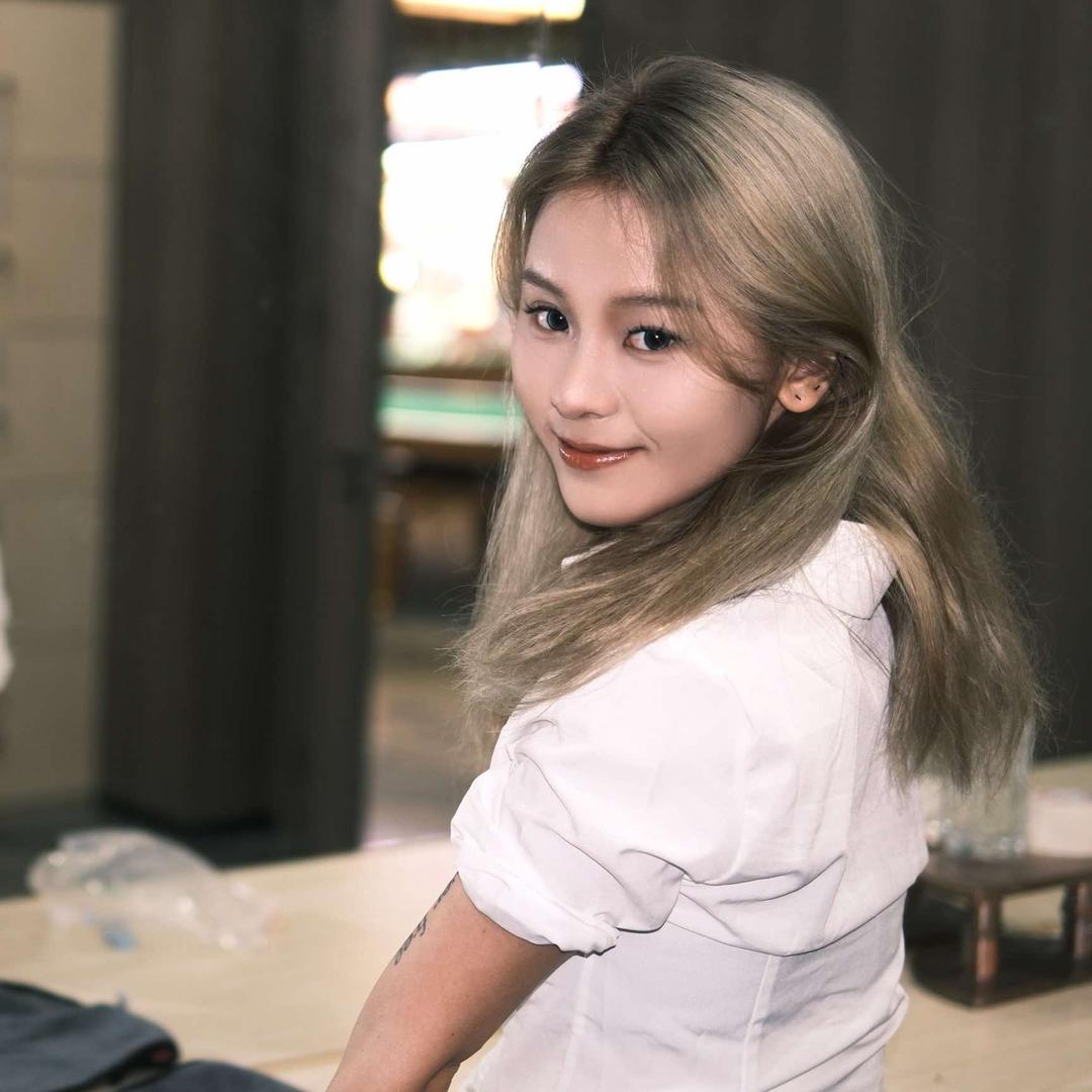 大头文干蒸饭堂官方号