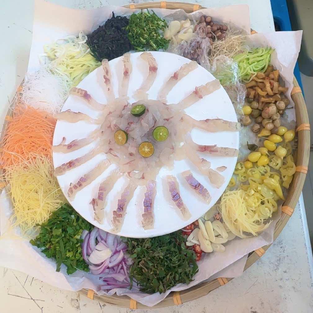 许记横县鱼生 万良店！