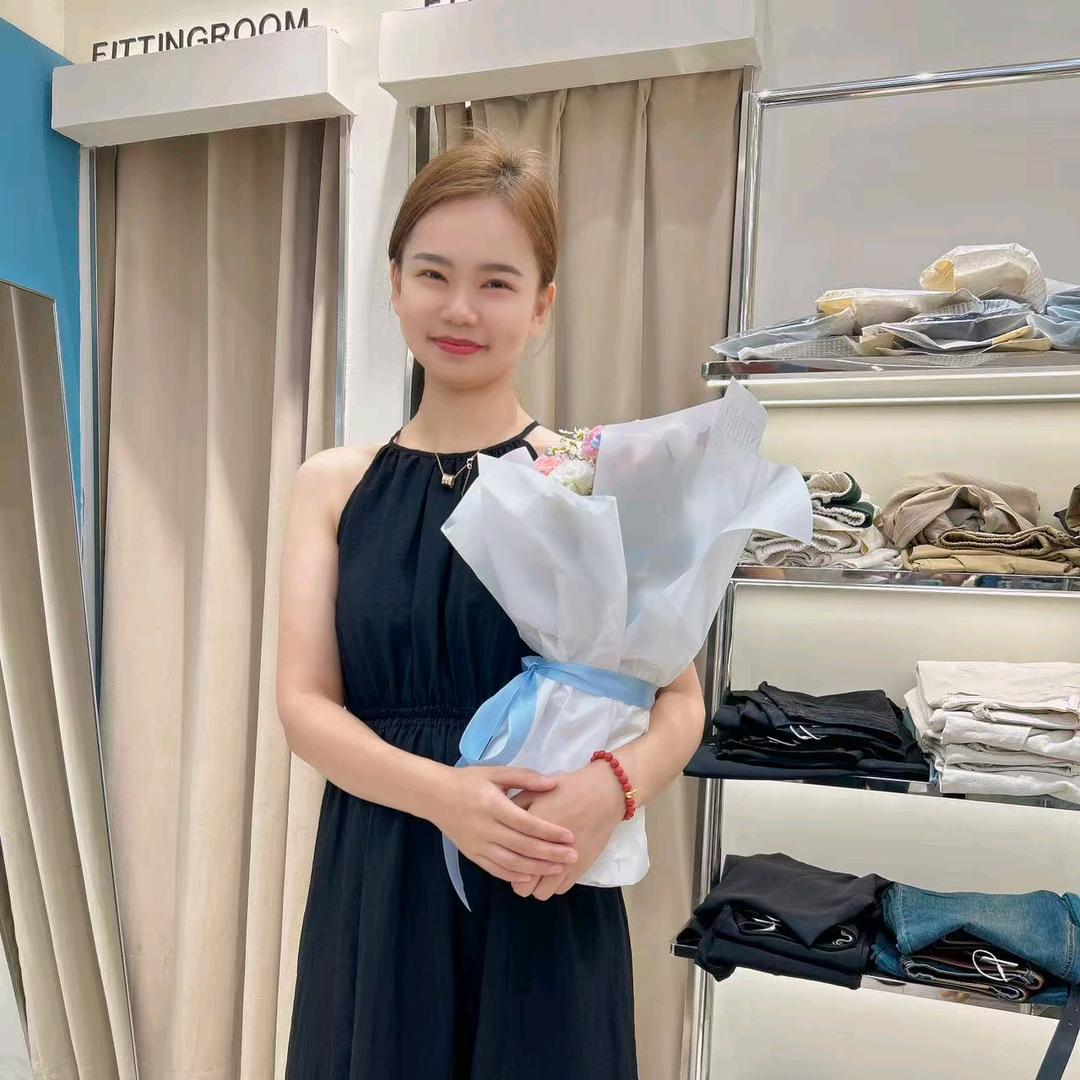 梦金园永旺店金亚萍