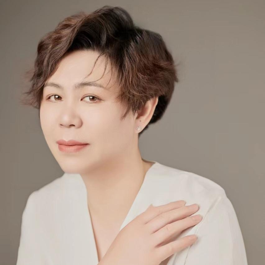 鸿慧教育的滕老师