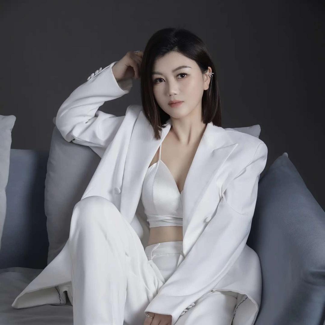 成都美人计琳朵