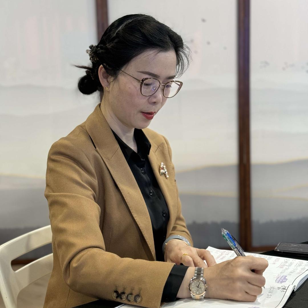 南京侯府宴  侯姐