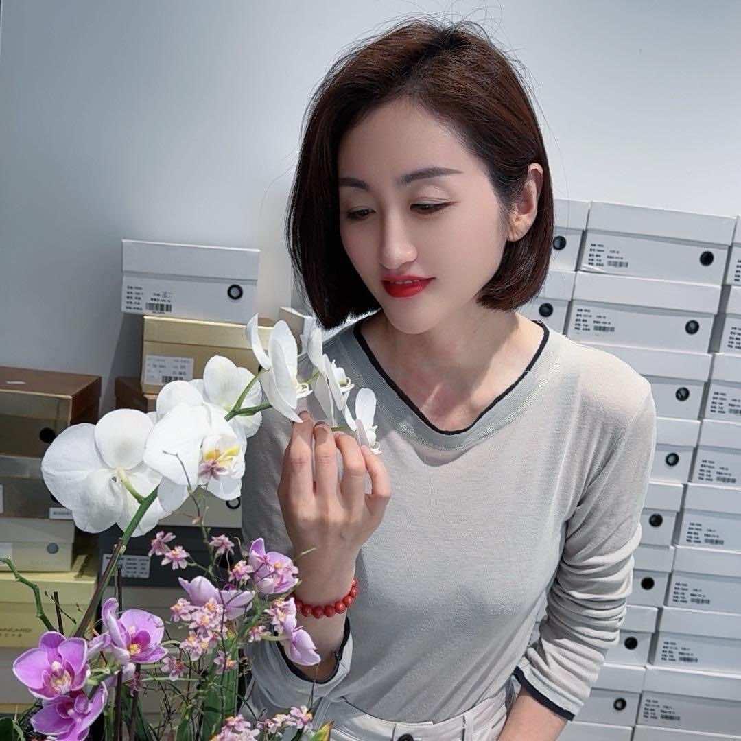 宿州市维娜苏七彩青春鞋店