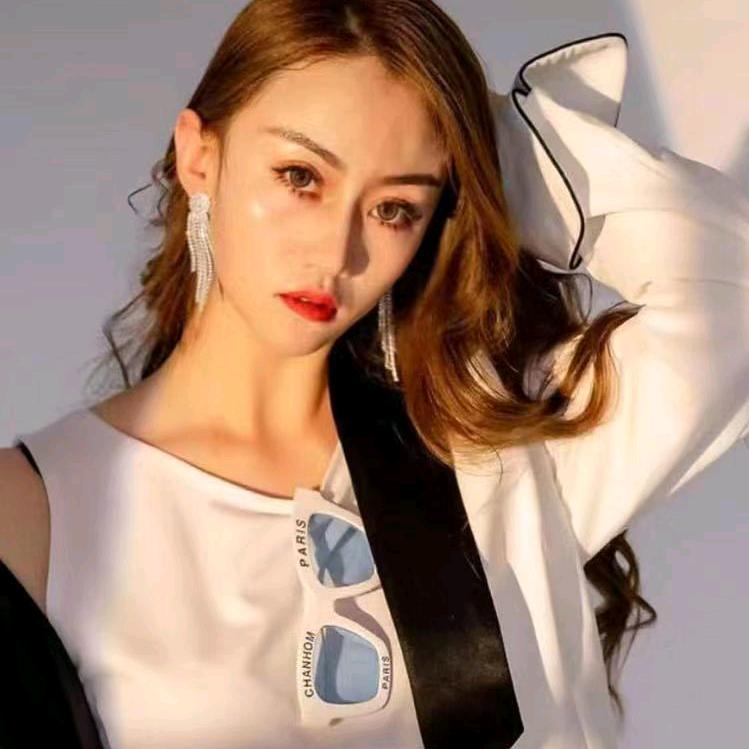 御姐家美甲美睫官方号
