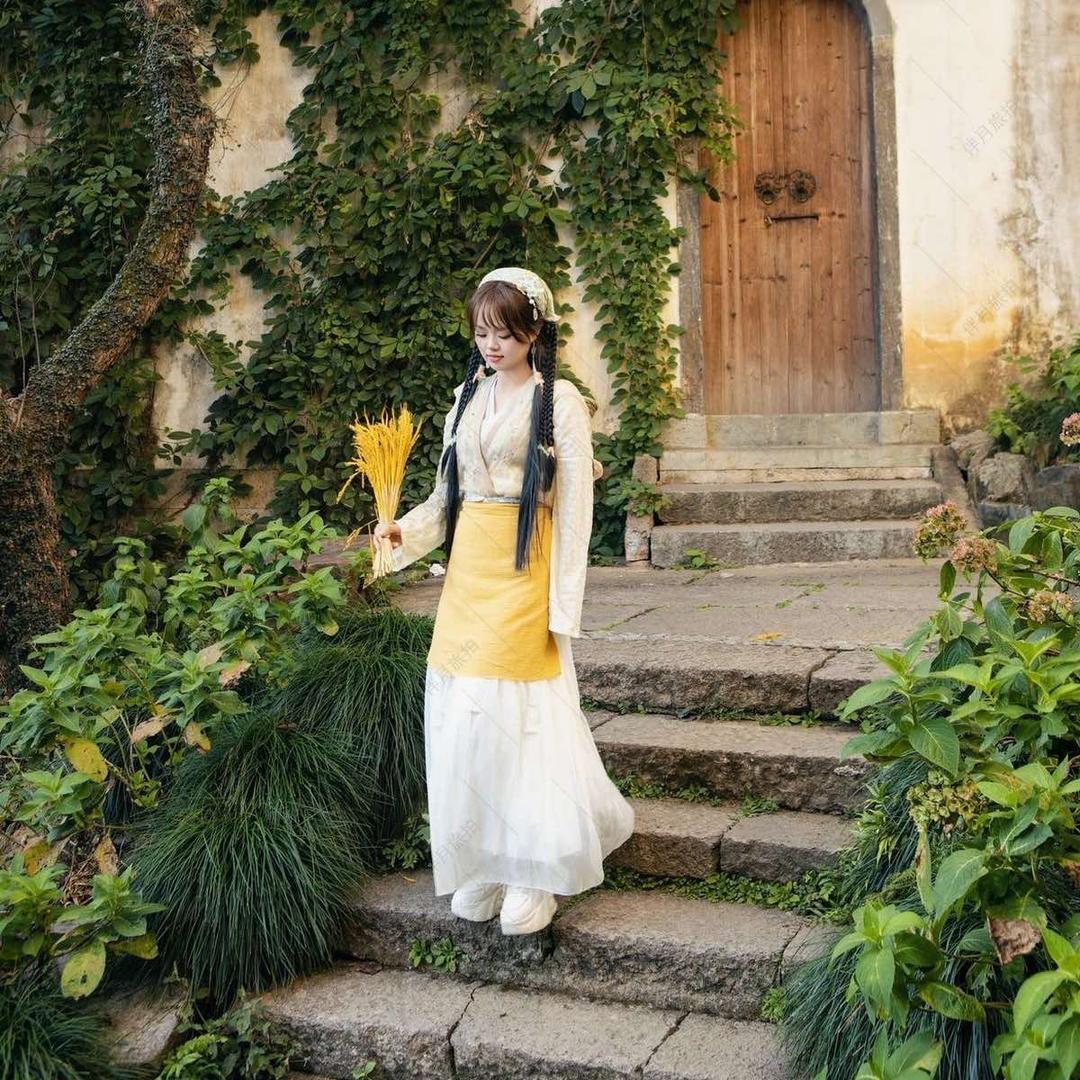 篁岭伴月旅拍丨雪儿