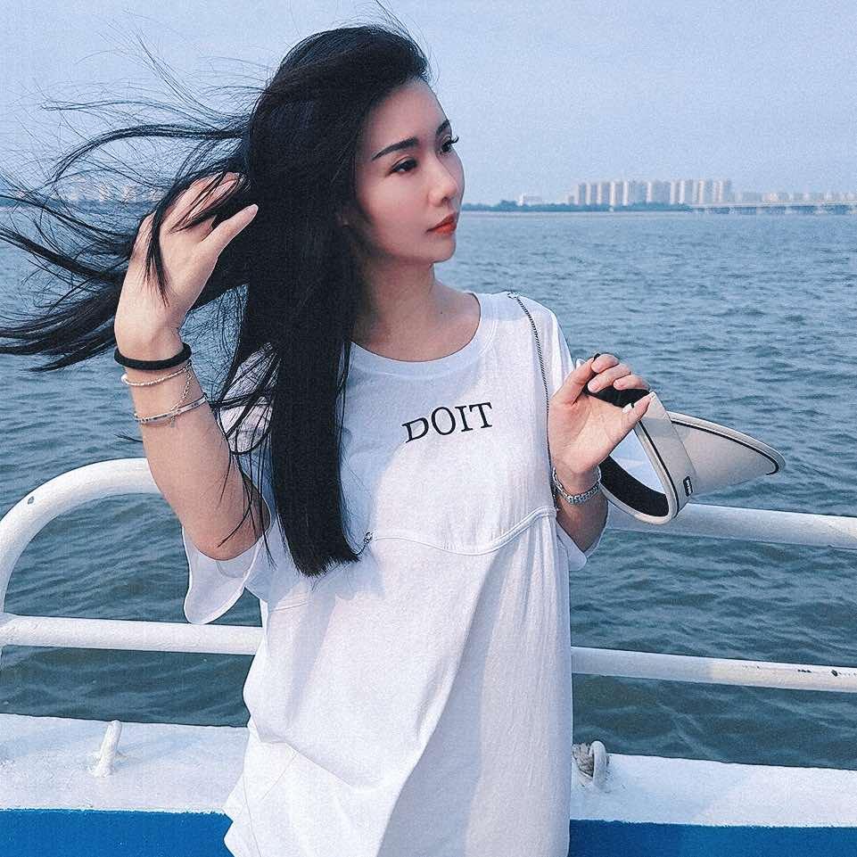 卖轮胎的老板娘