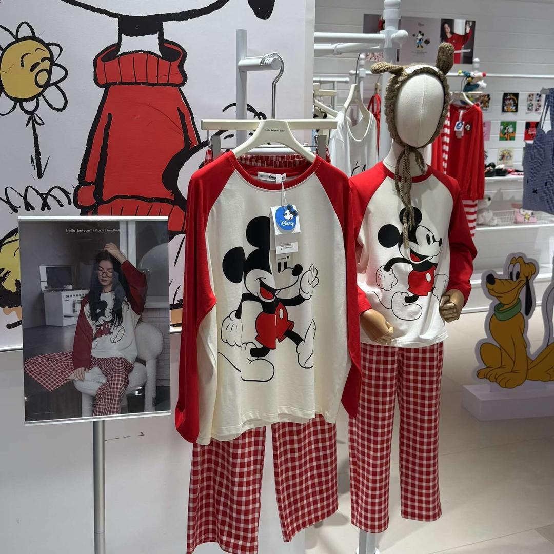 遵化芬狄诗内衣服装店