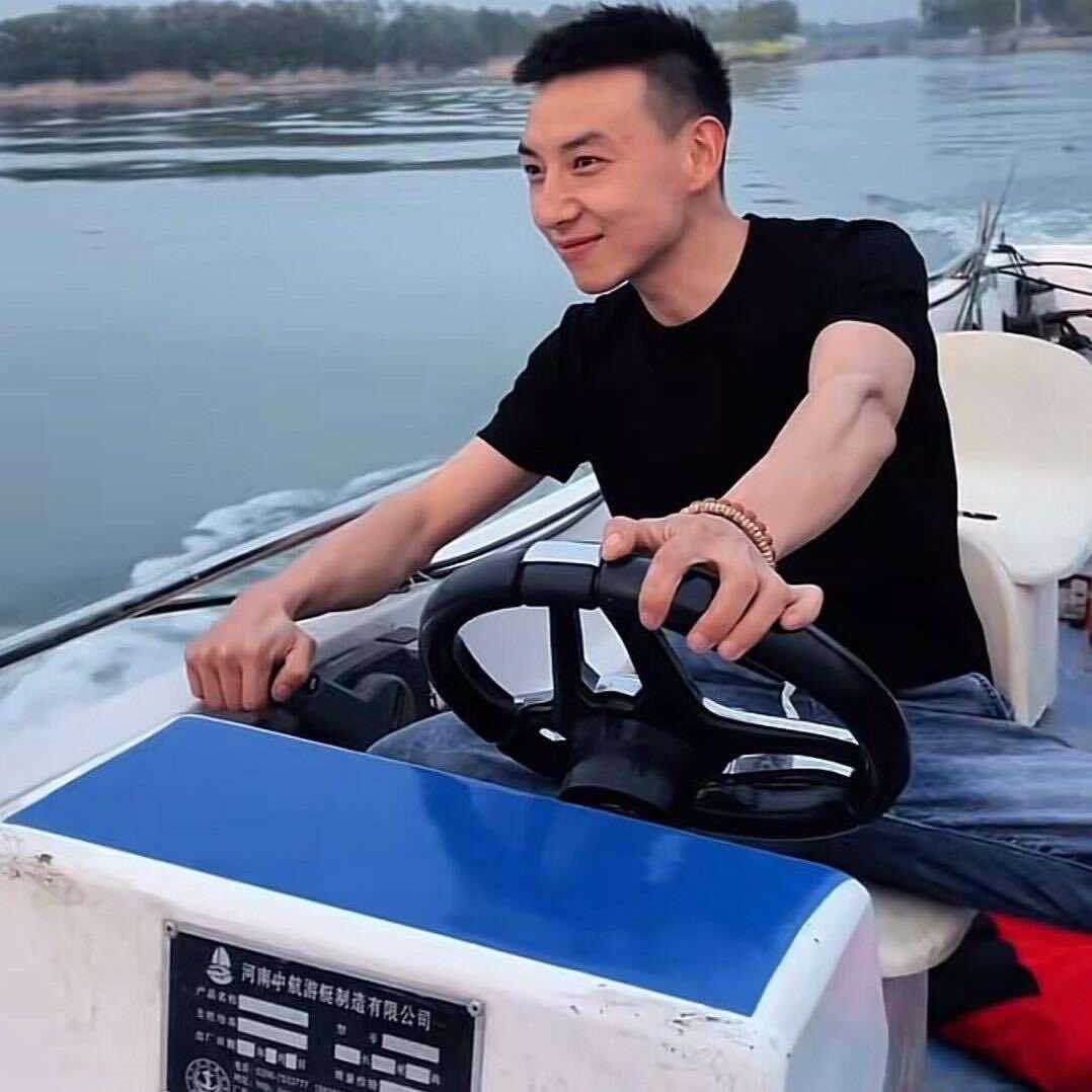 陈记ᴿ烤面筋.砂锅