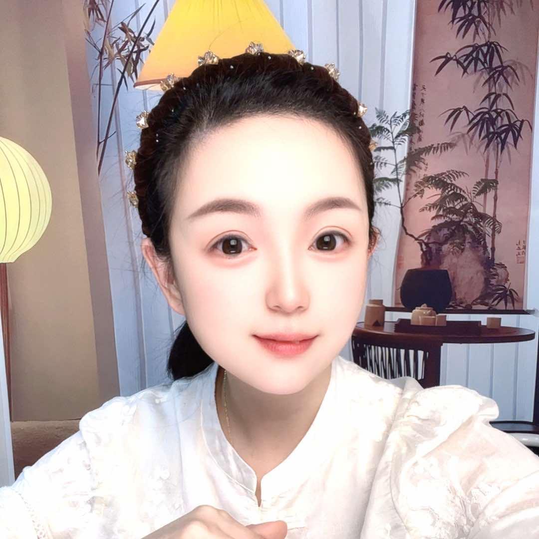 大倩小倩体清妍