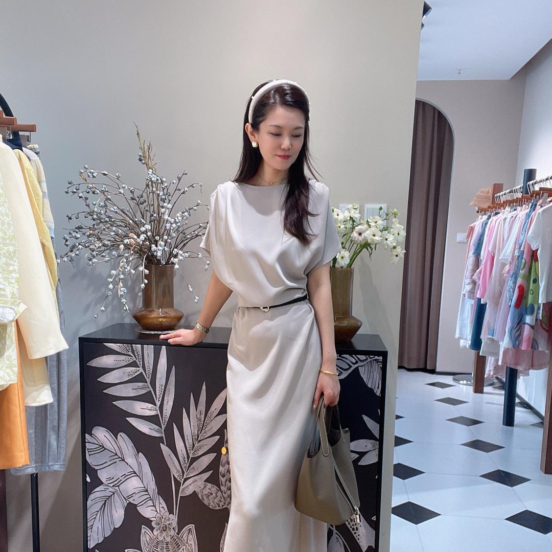 济南CBD仁恒世纪广场pose买手店