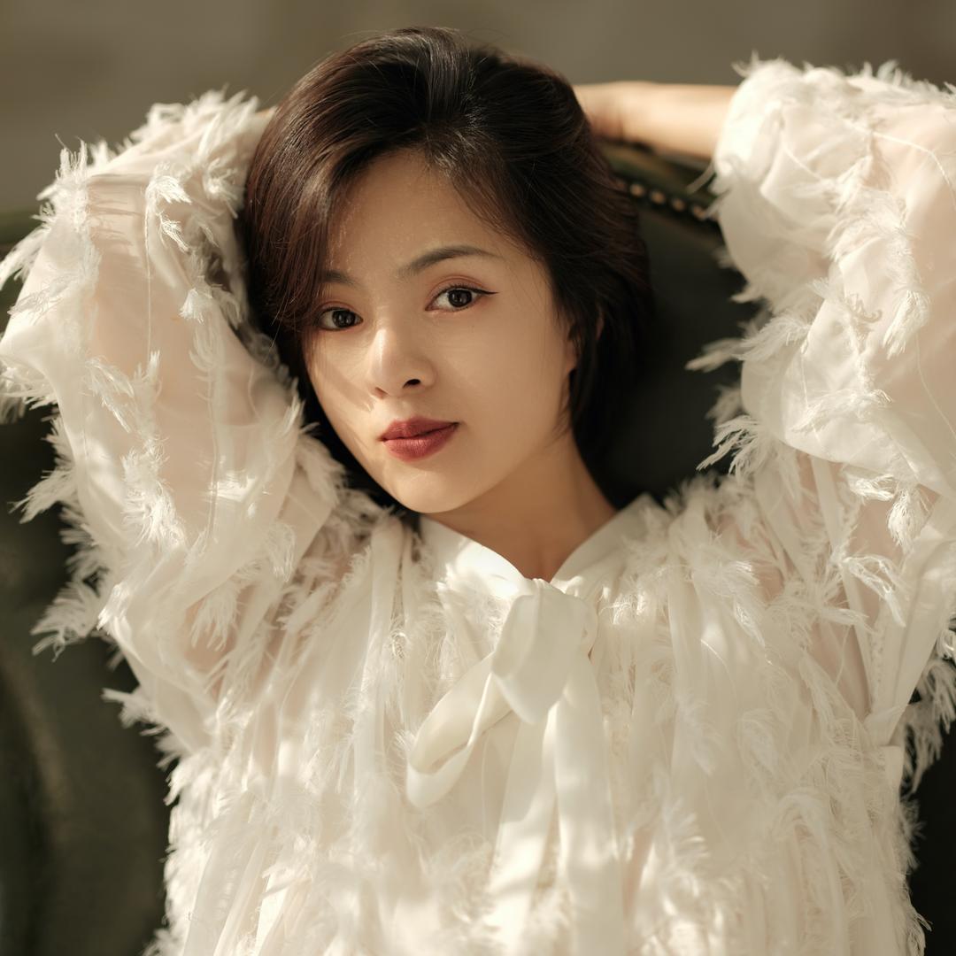 蘭婚纱美妆定制