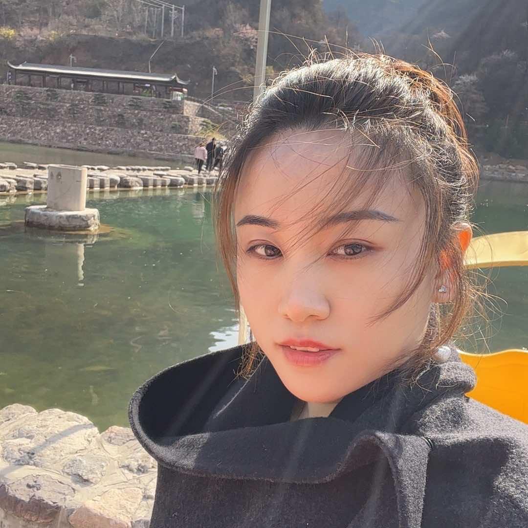 张 张🎀爱烫发