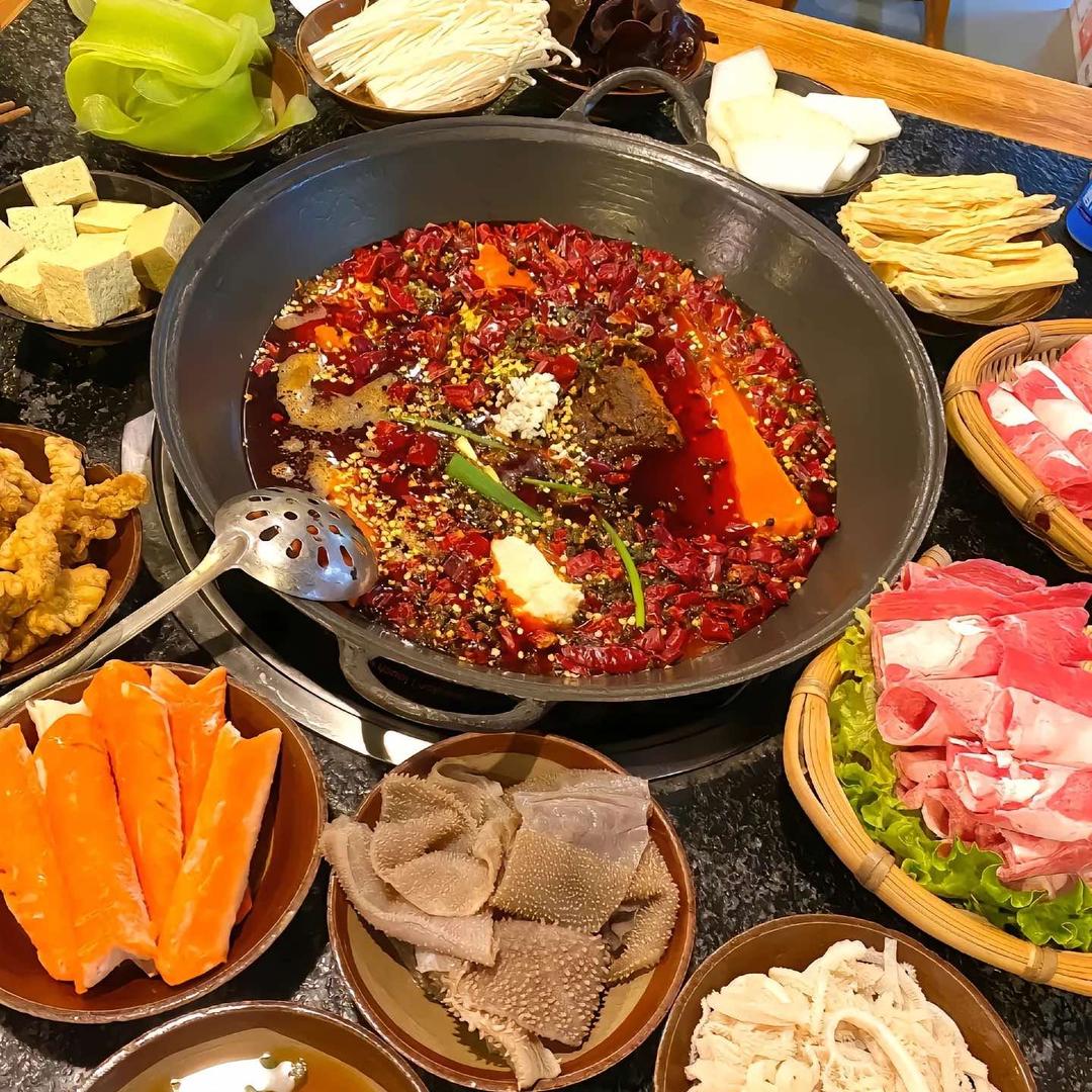 烟火巷子地摊火锅（更新街店）