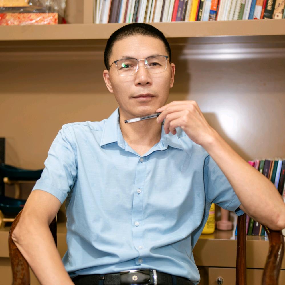 卓尔珠宝(西华路店)官方号