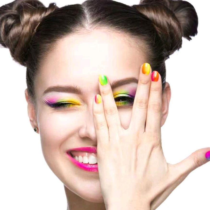 女王来了美甲屋