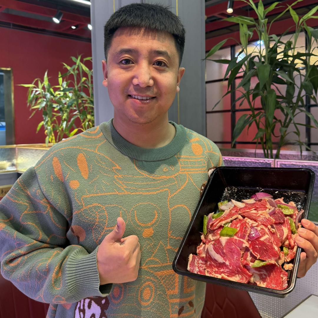 张伟的甄牛烤肉店