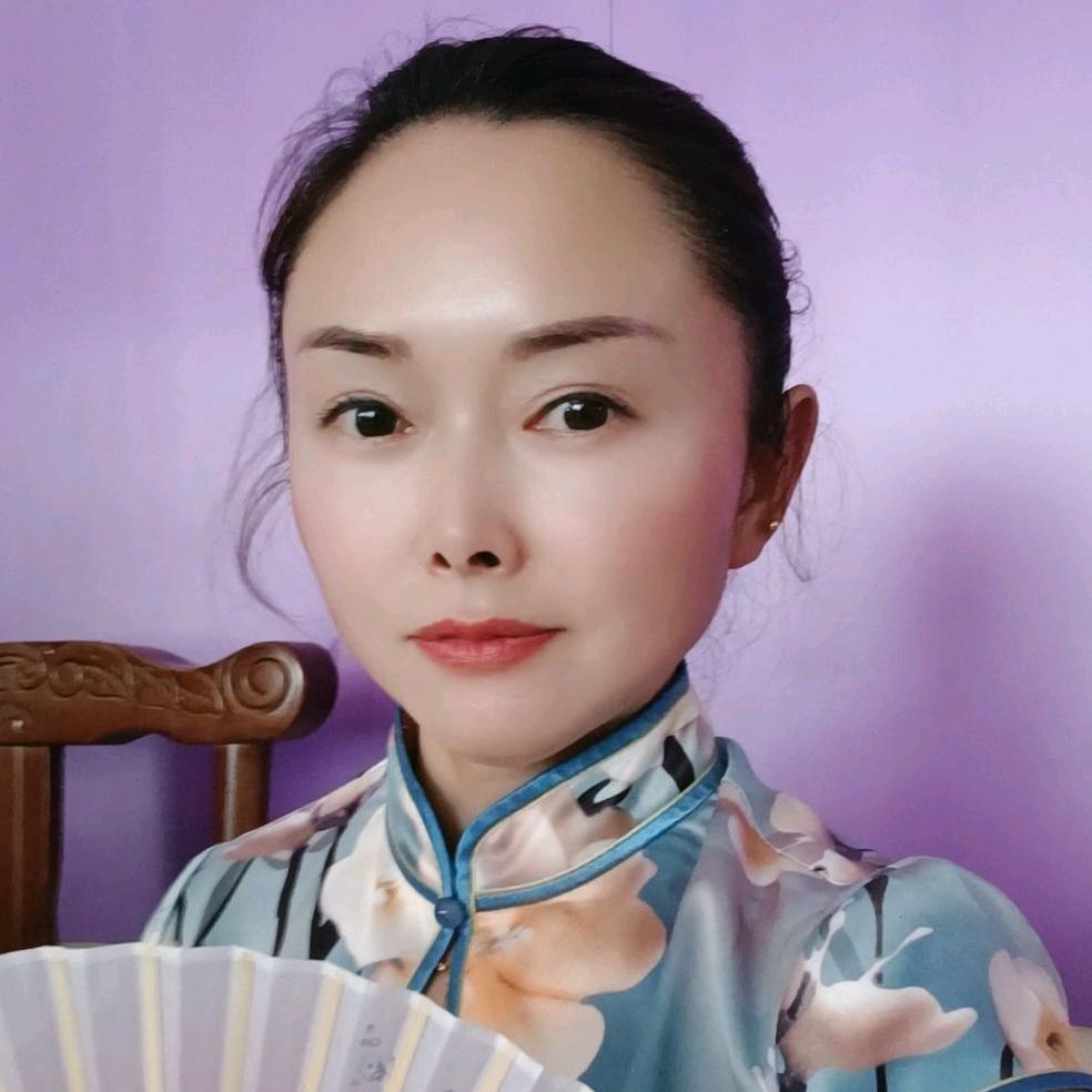 宣威市红唇印美容美甲店