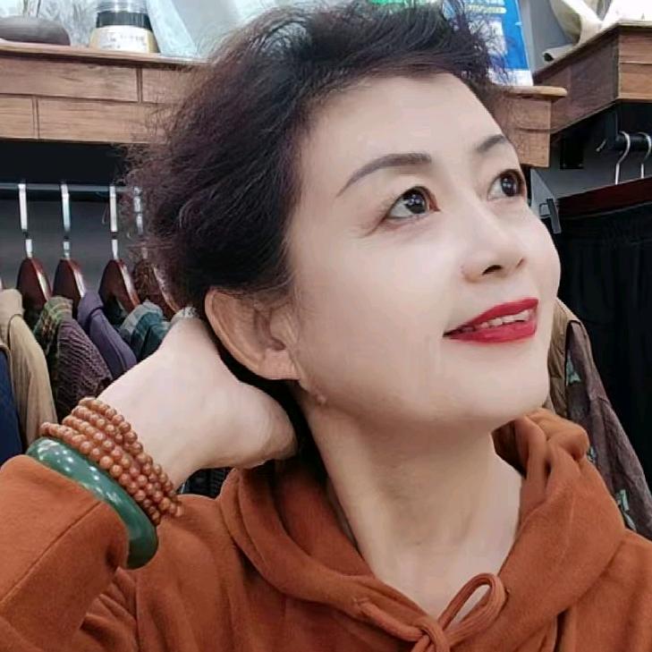 蓝月亮女装