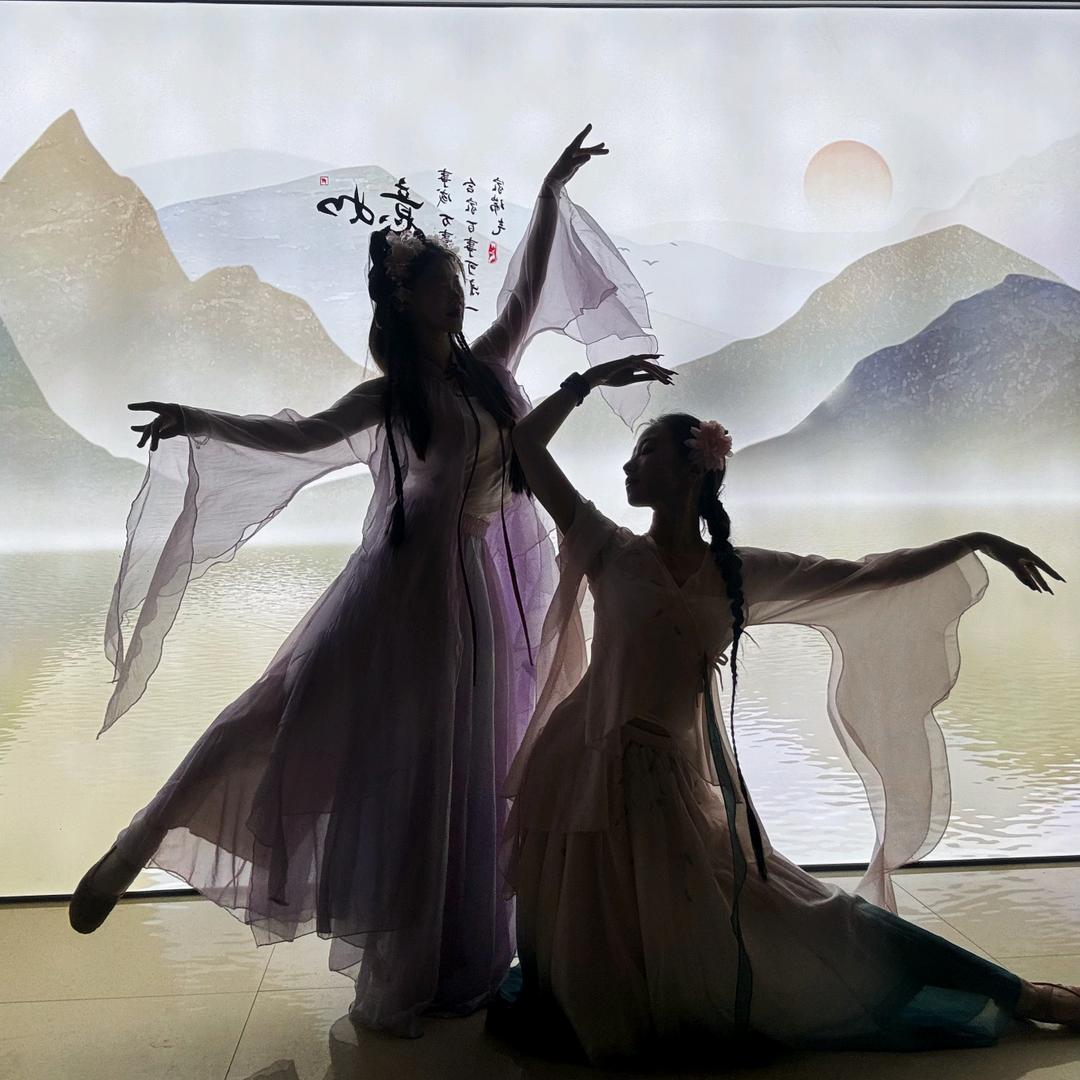 倾城演艺酒吧官方号