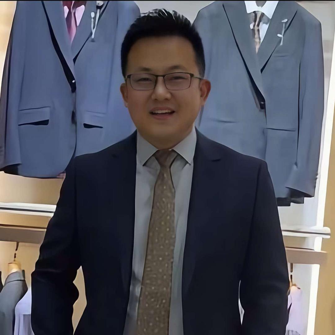 河津市汉维男装～稻草人男装 杰哥