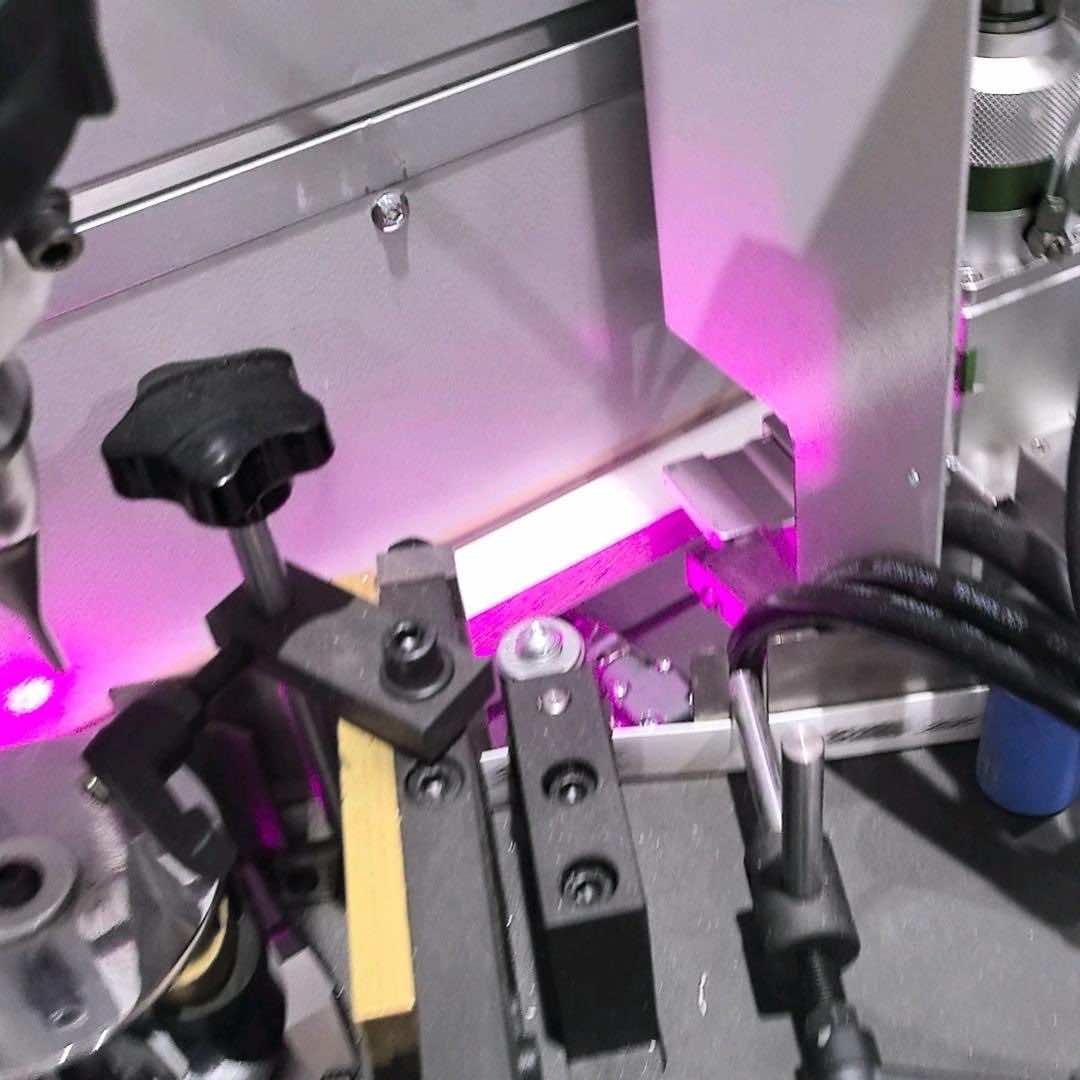 沐熙定制衣柜工厂-激光封边