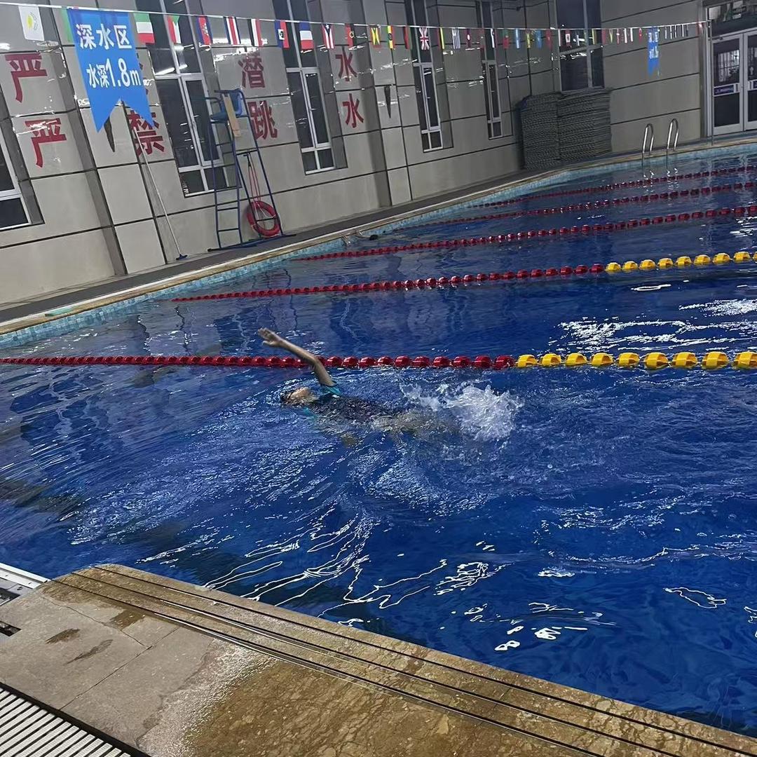 奥林城运动中心游泳馆