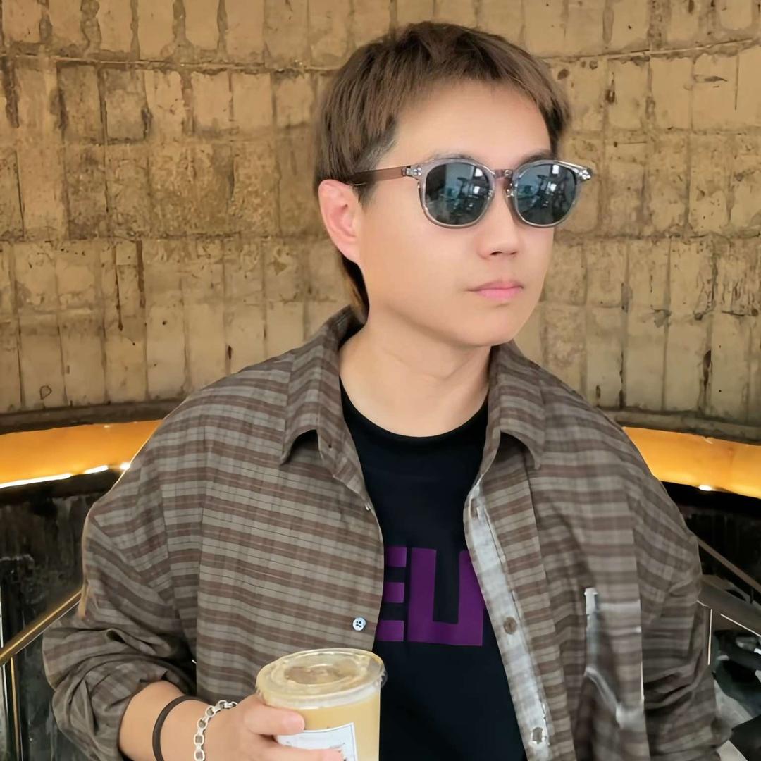 宝清县古贝发艺（小书书种草店）