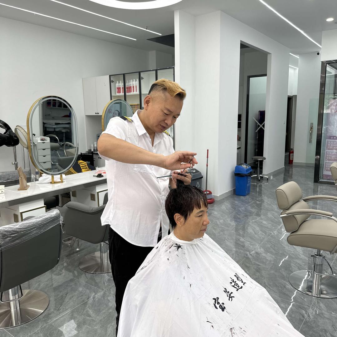 京铁家园宝姿老陈店长