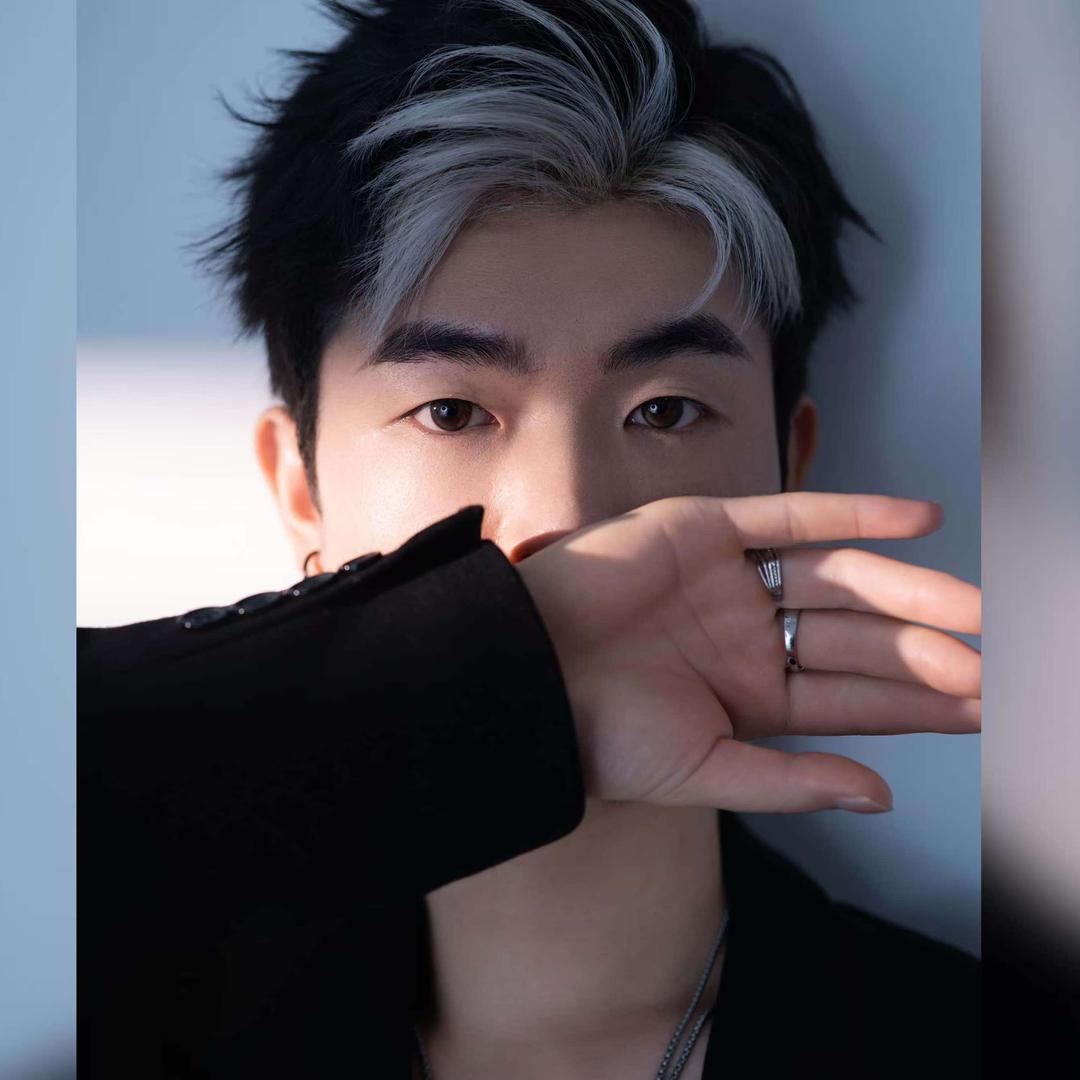 Hy形象设计～黎昕