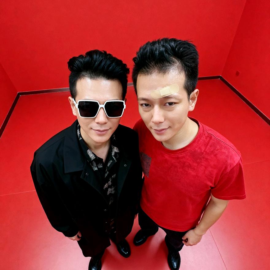 网红特色手撕烤鸭唐镇店