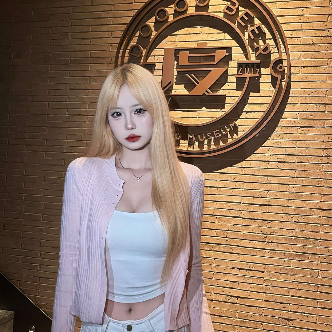 武汉度世界酒吧（汉口店）茜茜