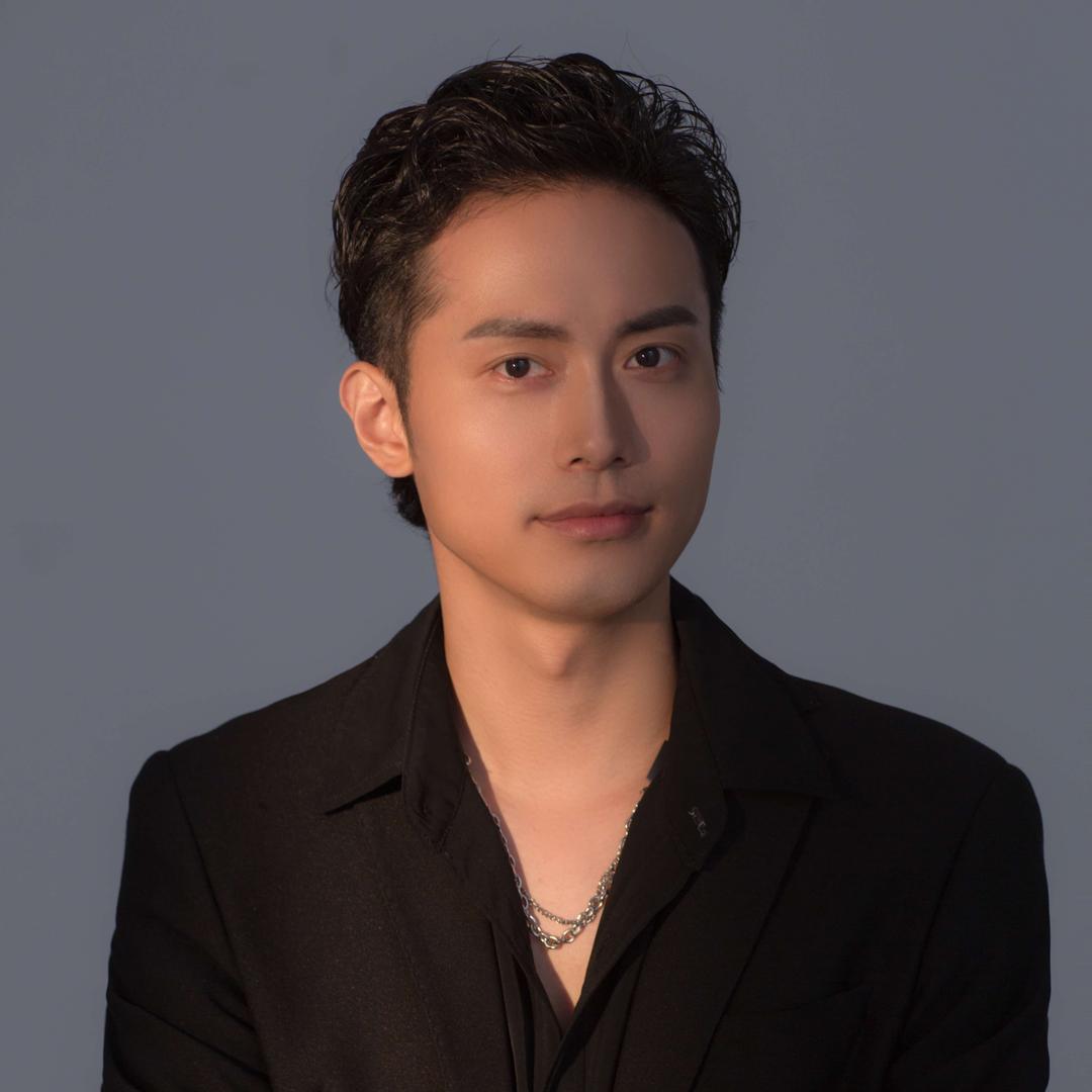 卓尚发型设计
