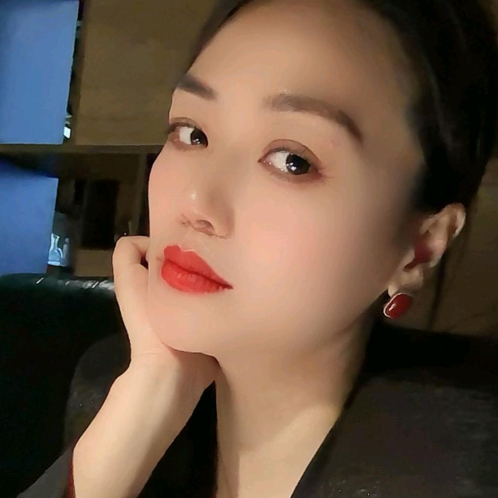 胡霞金秋新时尚美妆商学院