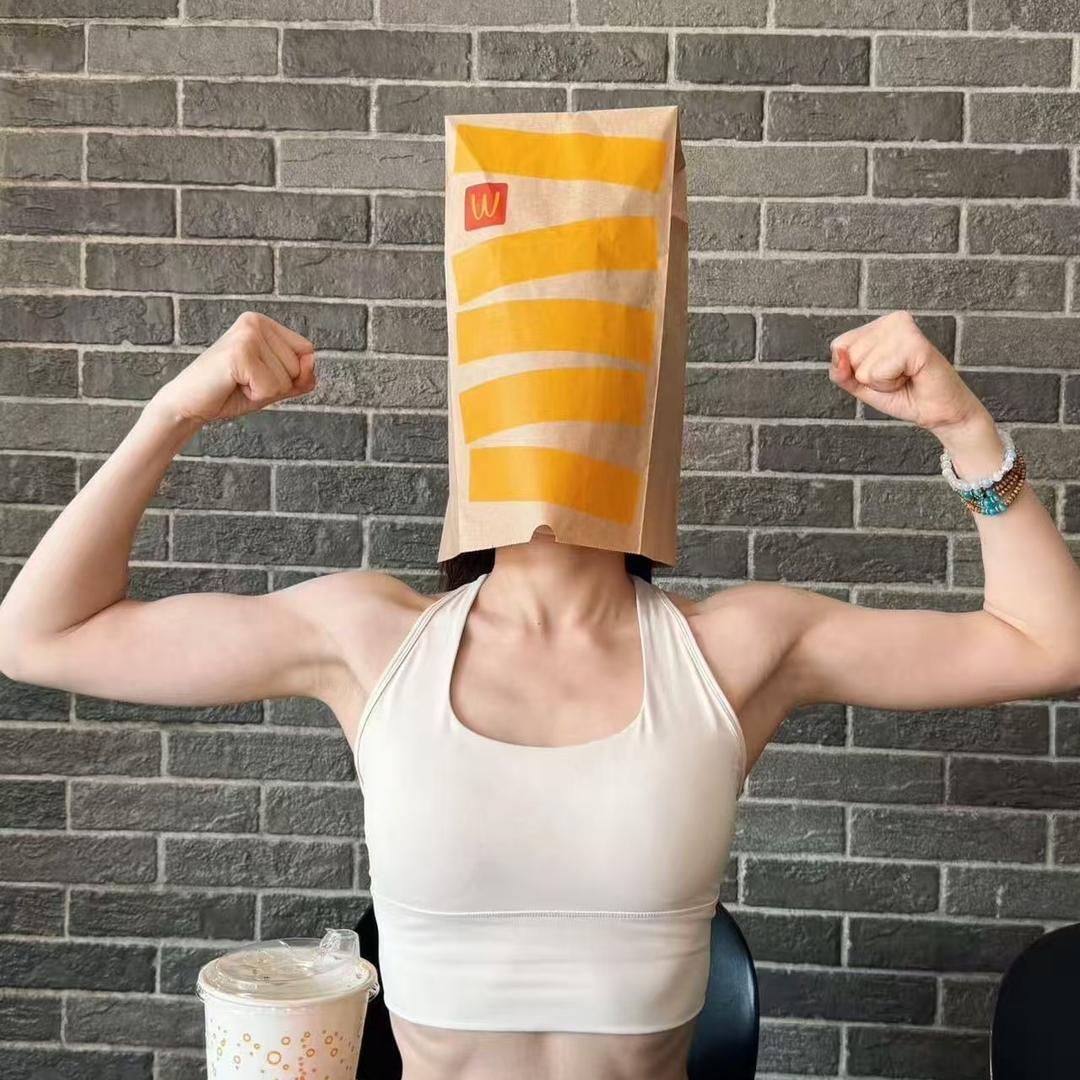 福克斯健身南宁万象城店kiki