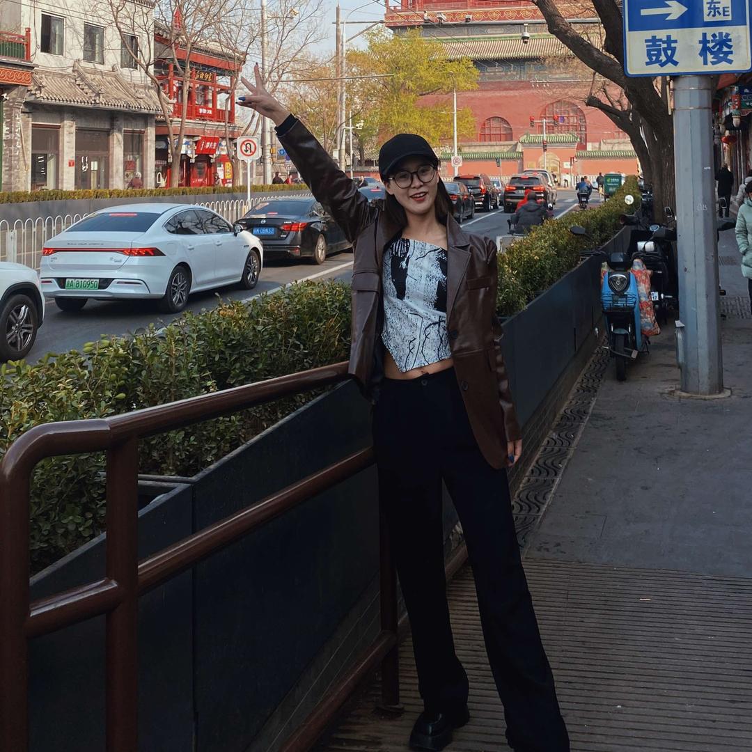 巫溪_明明妆容美睫、美甲、做眉毛
