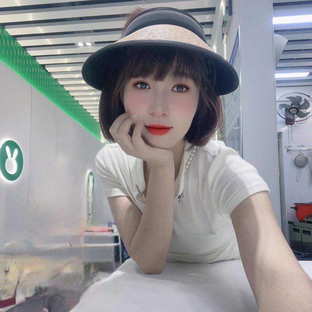 蓓蕾纤体美容会所