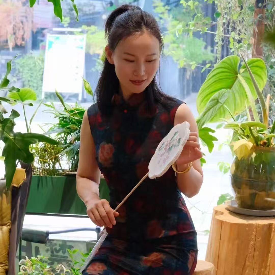 爱情湾美容官方号