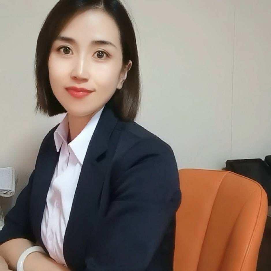 聚义山庄 双双 经理