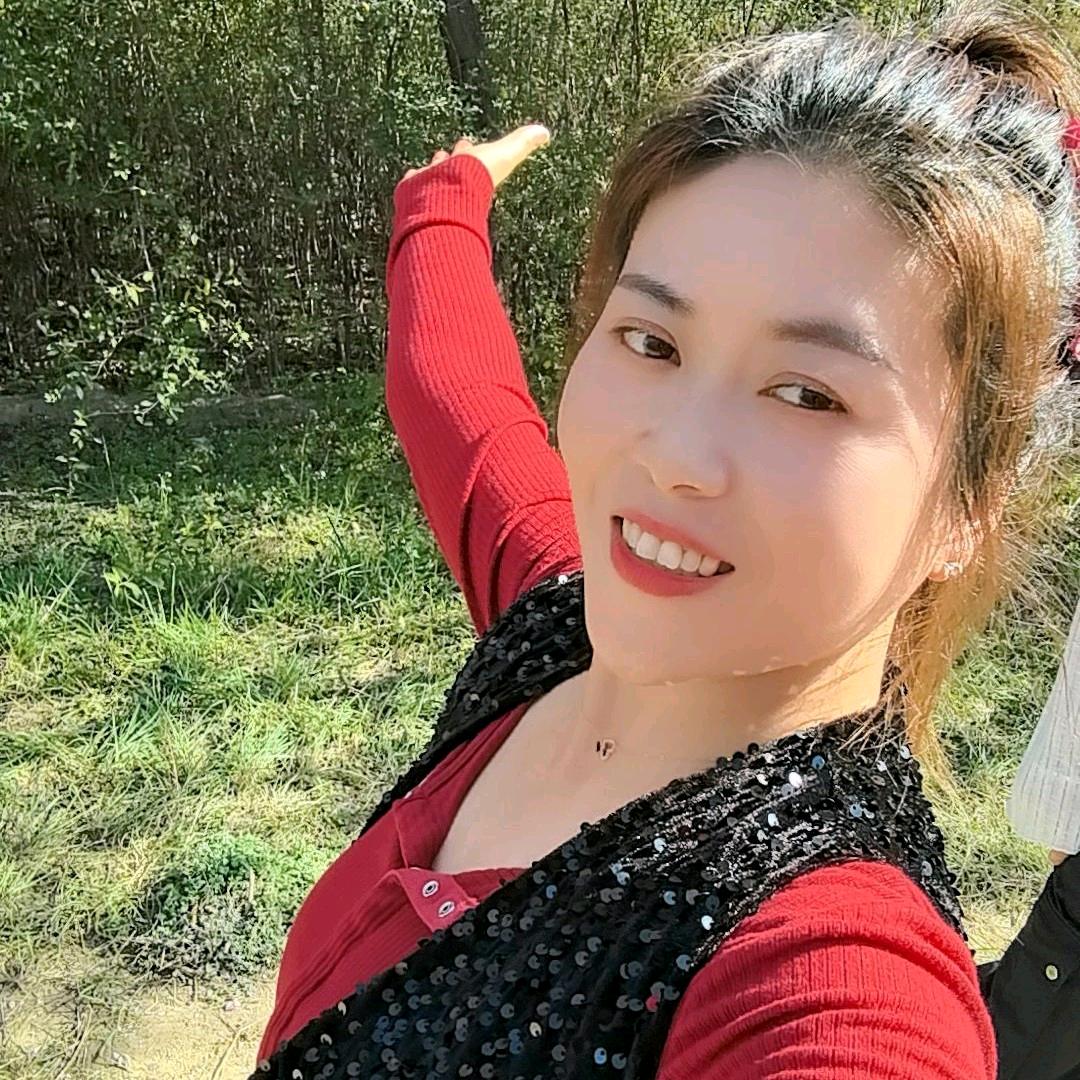 爱跳舞艳子（华阴网红桥鼓舞团）