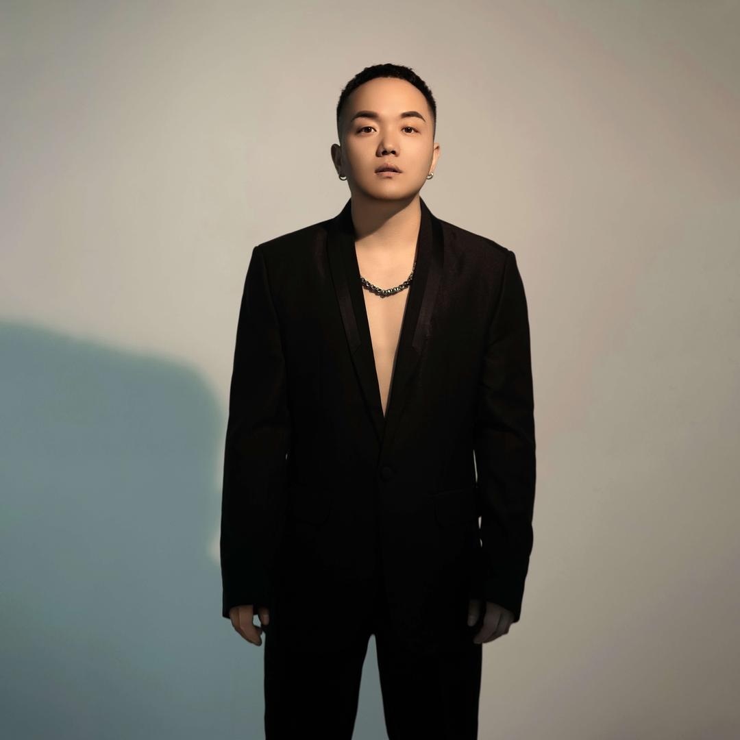 禹州市乐派造型收剪长头发
