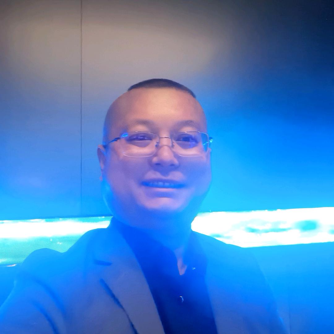 明哲.水灵境