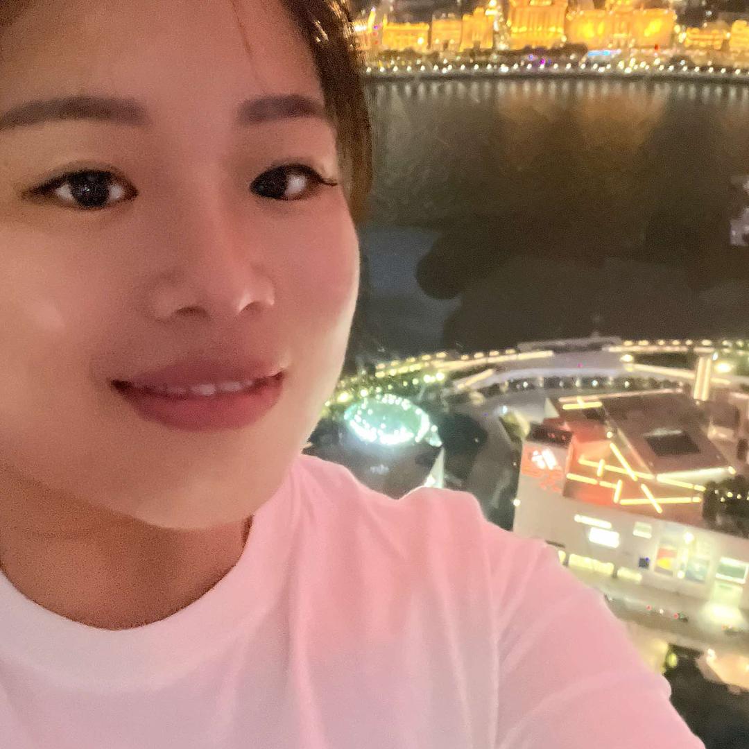 湘遇小馆老板娘小雅